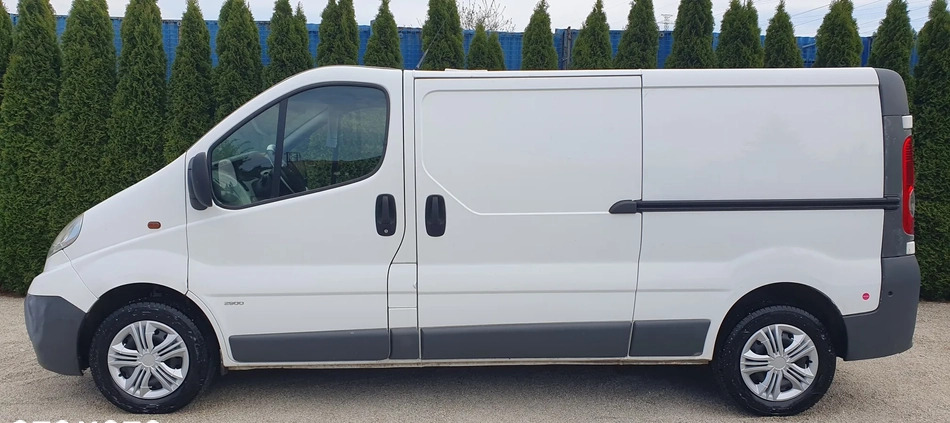 Opel Vivaro cena 20950 przebieg: 309000, rok produkcji 2007 z Świebodzice małe 352